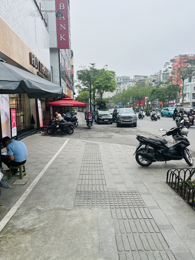 Bán nhà Xã Đàn - diện tích 147m2 9 tầng - Ô tô đỗ cửa - giá 210 tỷ