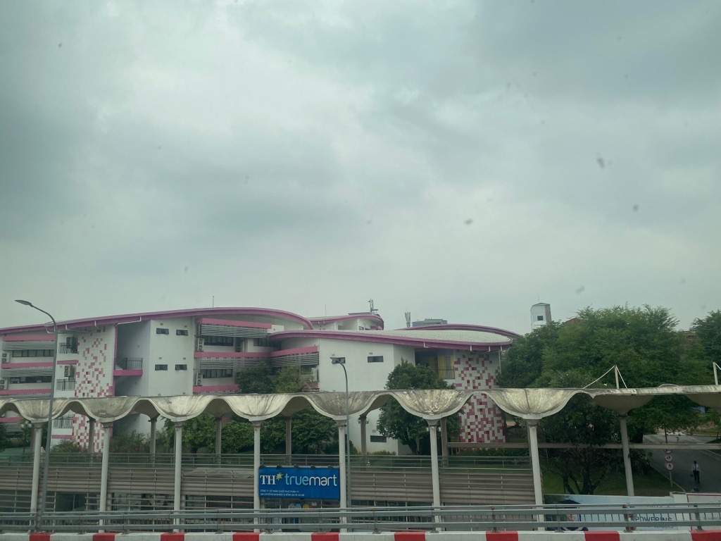 Bán nhà Chùa Bộc - diện tích 52,3m2 5 tầng - MẶT PHỐ VIP - HAI THOÁNG - KINH DOANH MỌI LOẠI HÌNH - giá 32 tỷ