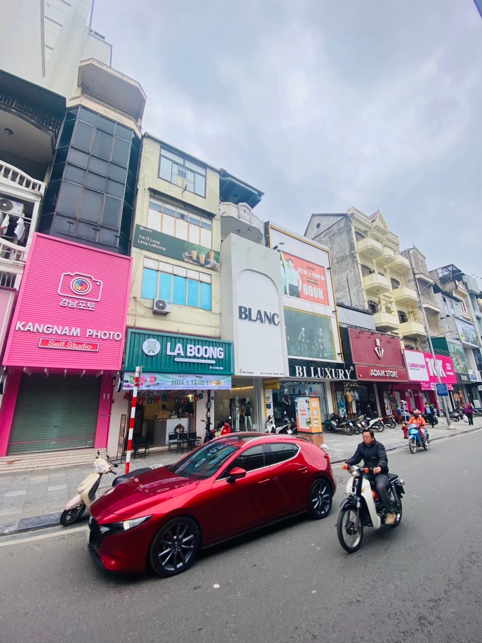 Bán nhà Chùa Bộc - diện tích 52,3m2 5 tầng - MẶT PHỐ VIP - HAI THOÁNG - KINH DOANH MỌI LOẠI HÌNH - giá 32 tỷ