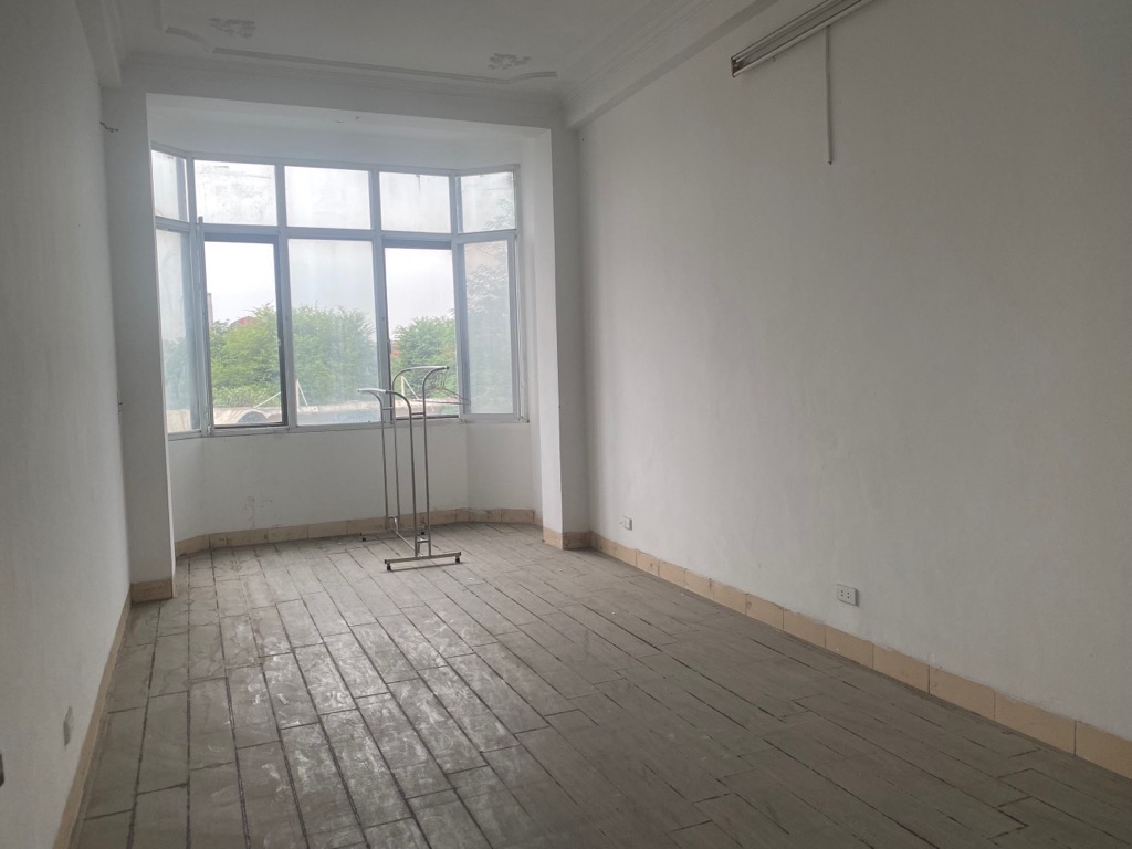 Bán nhà Chùa Bộc - diện tích 52,3m2 5 tầng - MẶT PHỐ VIP - HAI THOÁNG - KINH DOANH MỌI LOẠI HÌNH - giá 32 tỷ