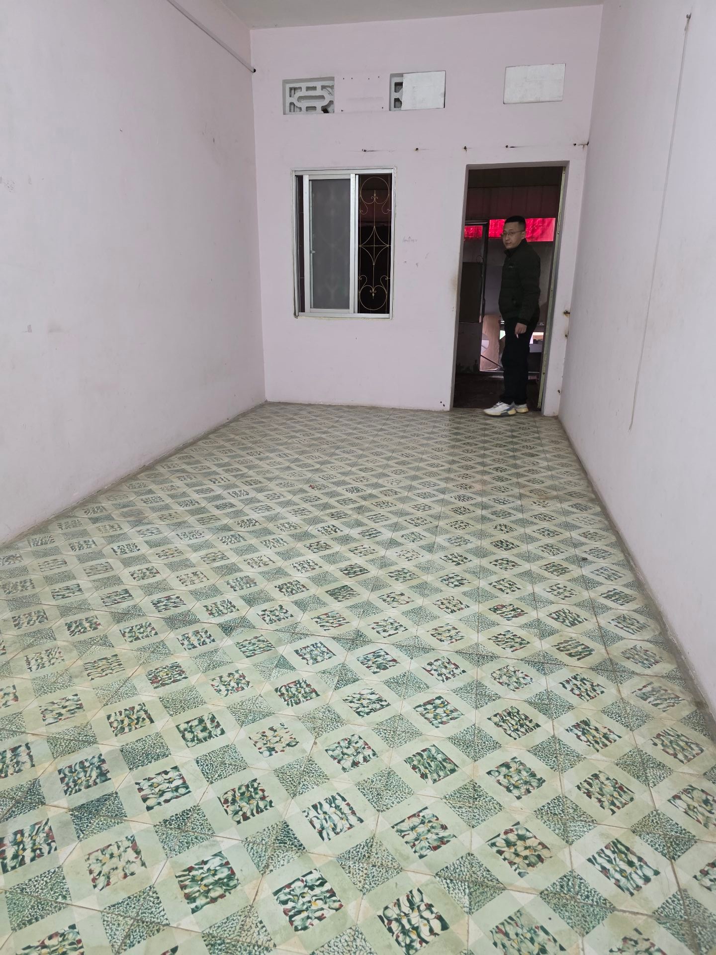 Bán nhà Tam Trinh - diện tích 34m2 3 tầng - Ô tô tránh - giá 10,9 tỷ