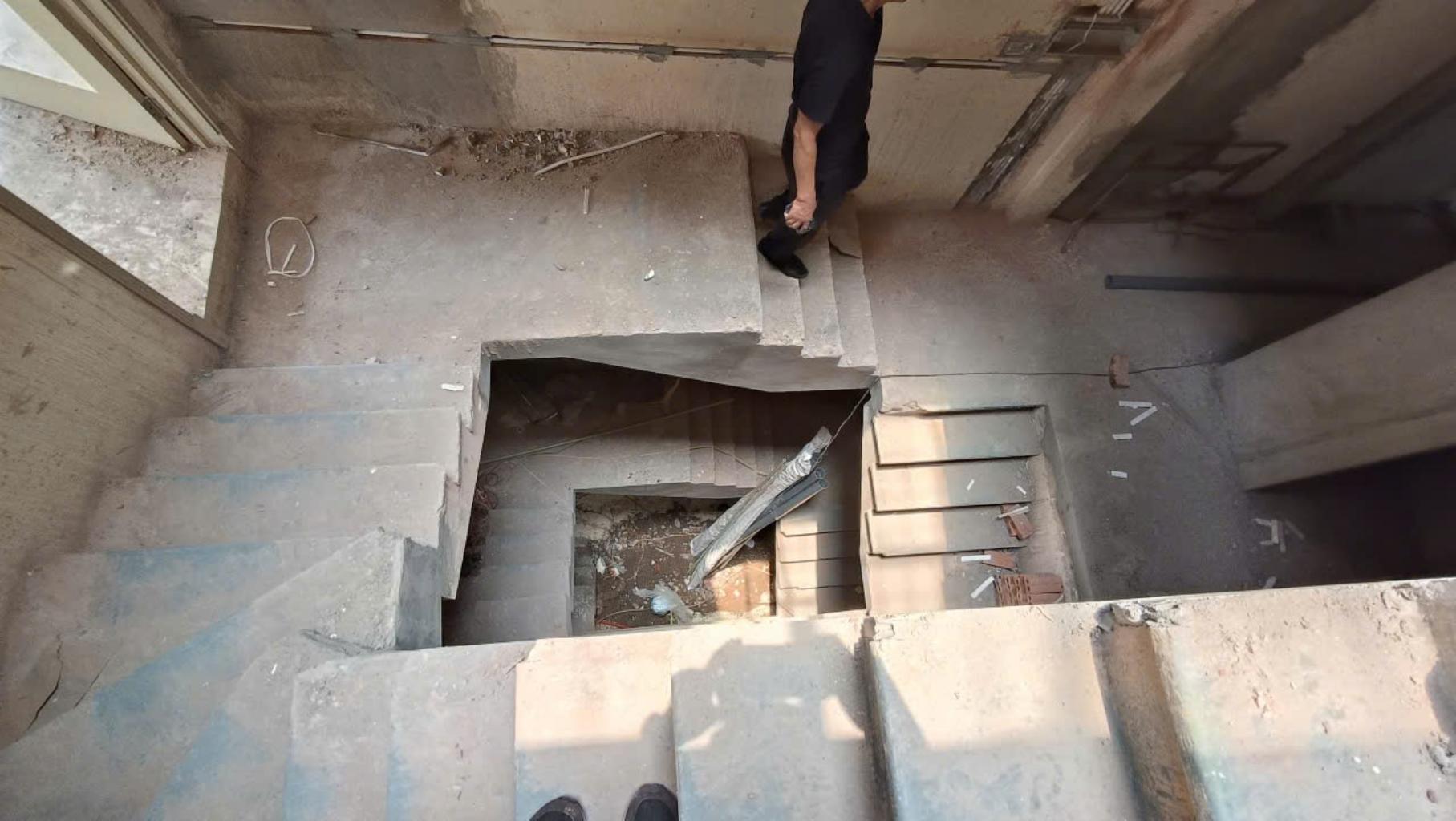 Bán nhà Yên Lãng - diện tích 70m2 5 tầng - Lô góc cực hiếm - giá 40 tỷ