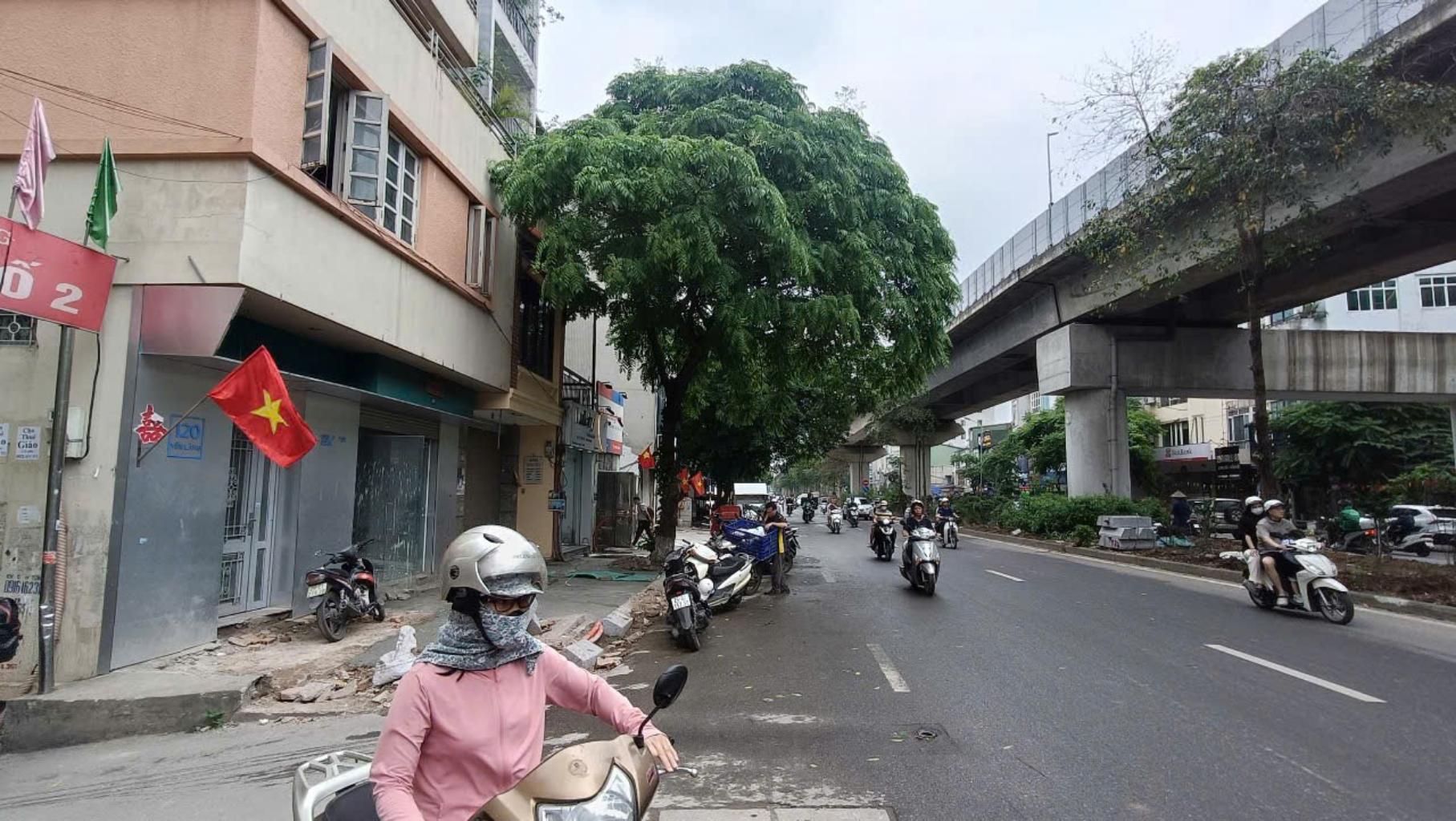 Bán nhà Yên Lãng - diện tích 70m2 5 tầng - Lô góc cực hiếm - giá 40 tỷ