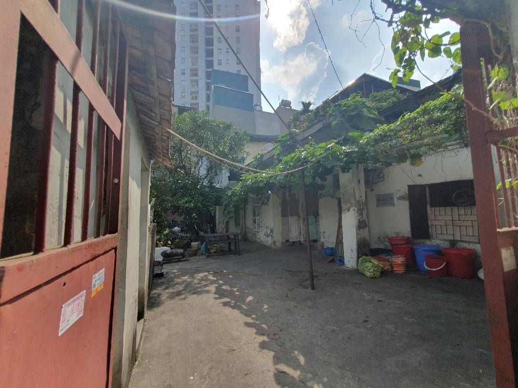 Bán nhà Hoàng Mai - diện tích 225.4m2 1 tầng - Ngõ 120 Hoàng Mai - giá 40,57 tỷ