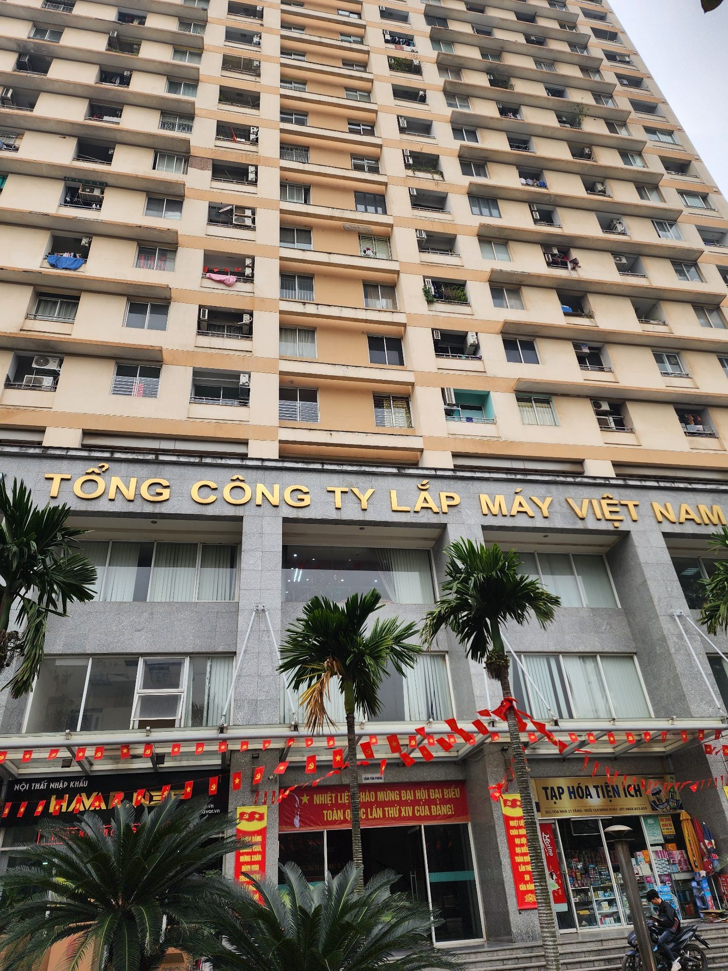 Bán nhà Minh Khai - diện tích 154m2 20 tầng - Căn góc, 4 ban công - giá 13,1 tỷ