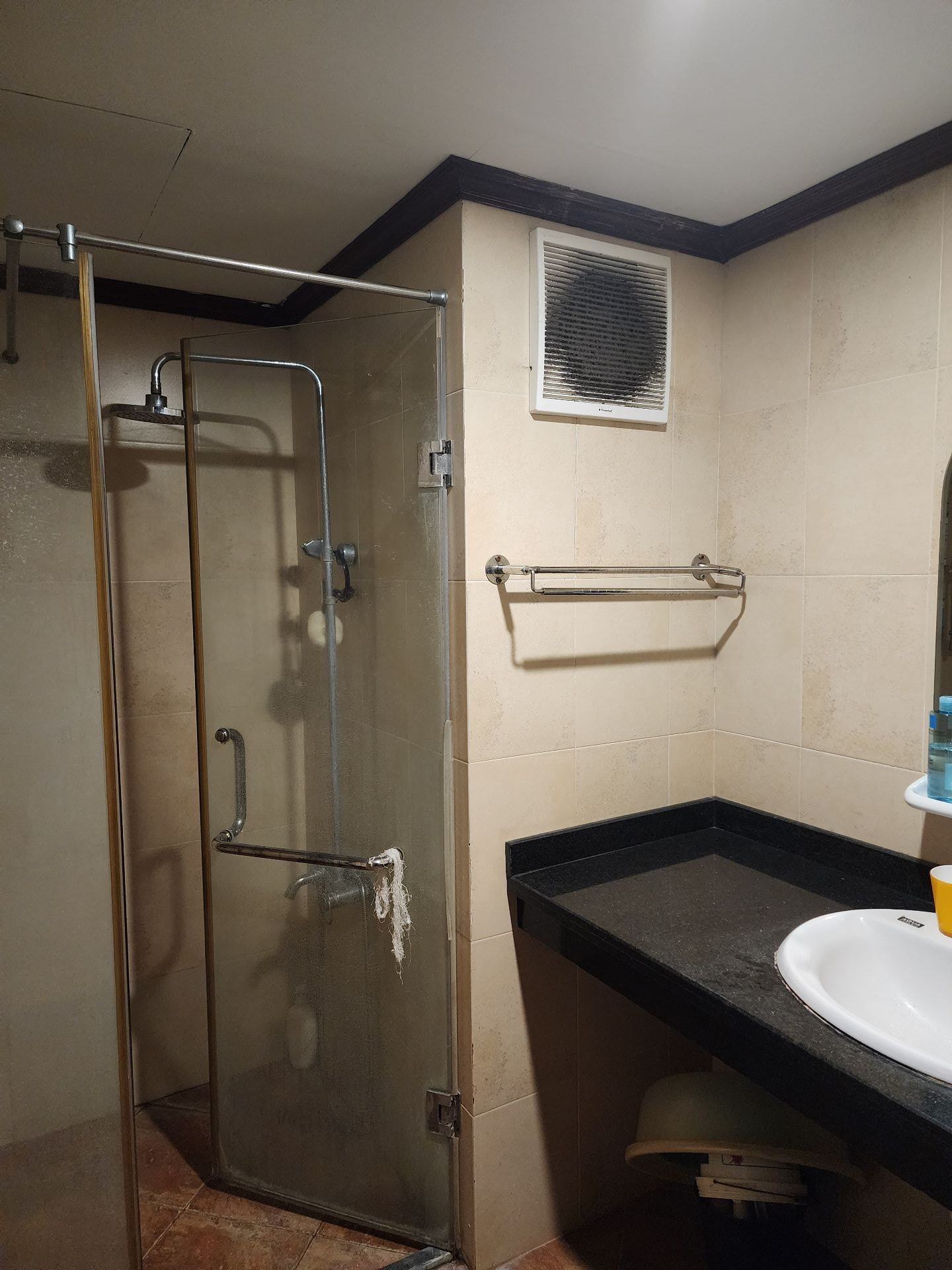 Bán nhà Minh Khai - diện tích 154m2 20 tầng - Căn góc, 4 ban công - giá 13,1 tỷ