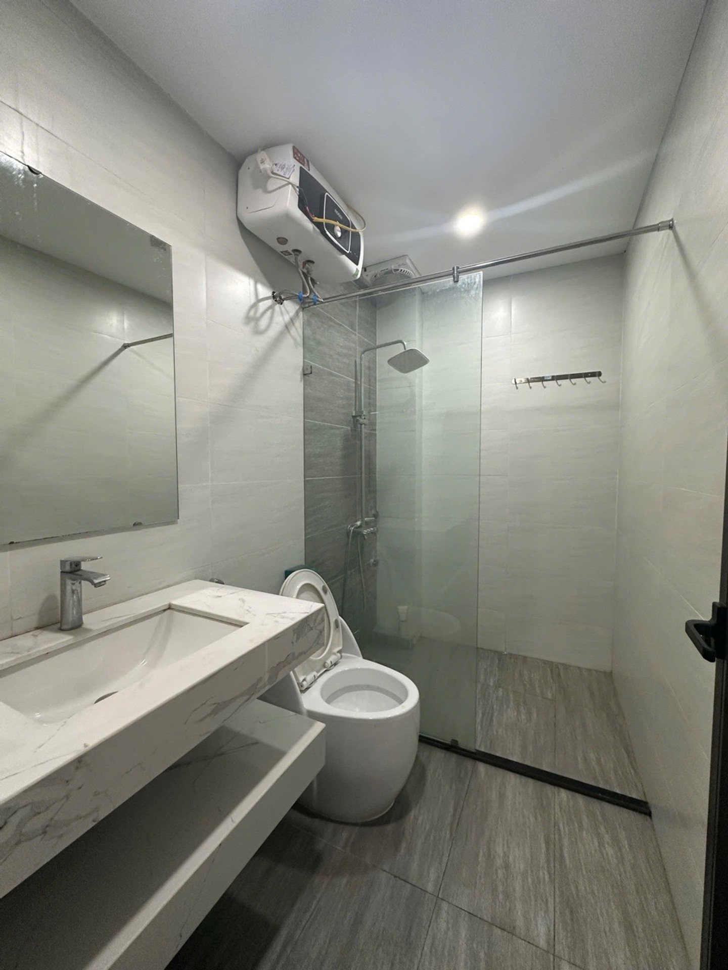 Bán nhà Đỗ Mười - diện tích 53m2 7 tầng - Nhà mặt phố kinh doanh đa dạng - giá 21,8 tỷ