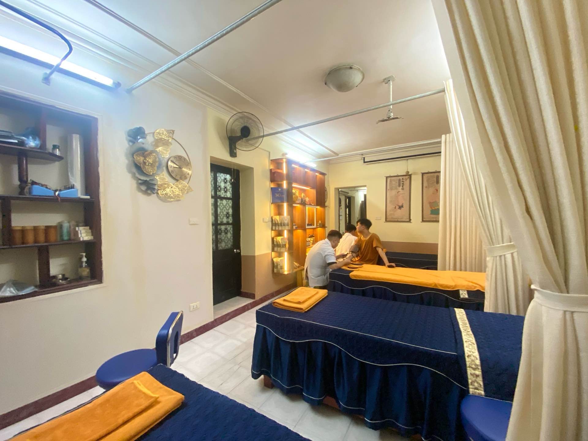 Bán nhà Thanh Nhàn - diện tích 74m2 1 tầng - Ô tô đỗ cửa - giá 6,38 tỷ