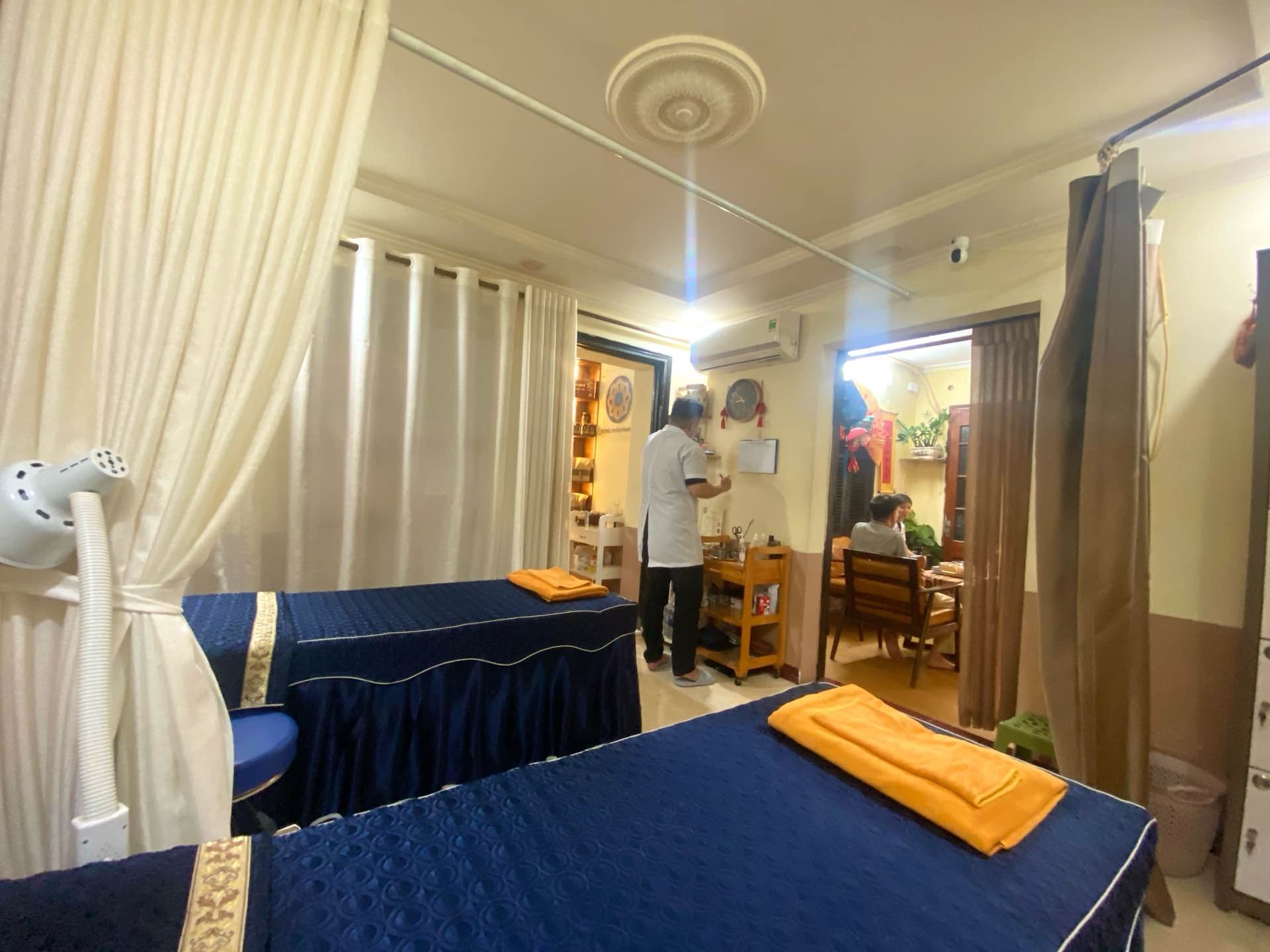 Bán nhà Thanh Nhàn - diện tích 74m2 1 tầng - Ô tô đỗ cửa - giá 6,38 tỷ
