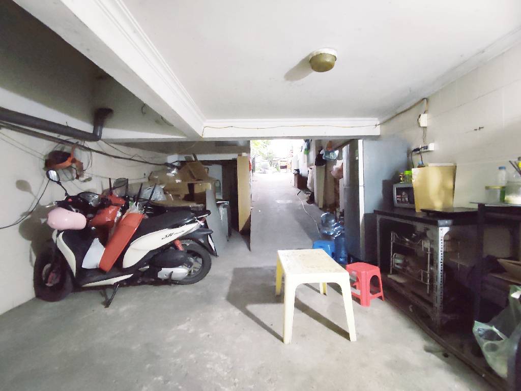 Bán nhà La Thành - diện tích 60m2 6 tầng - MẶT PHỐ - VỈA HÈ - KINH DOANH SẦM UẤT - giá 35,8 tỷ