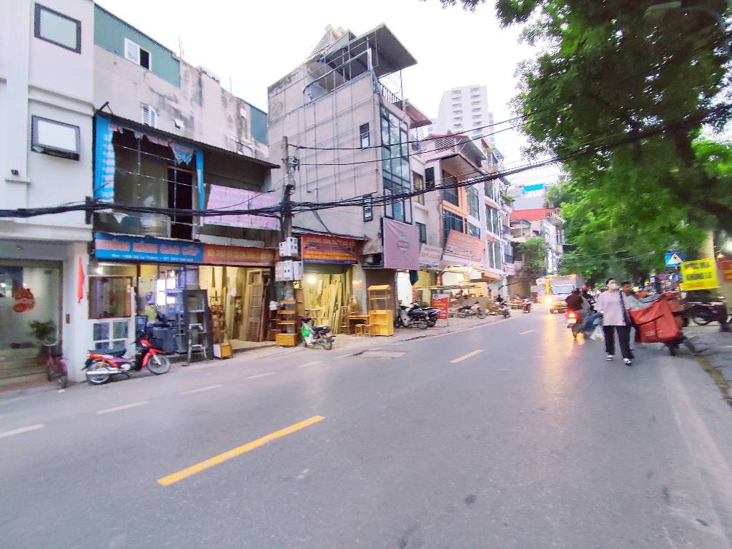 Bán nhà La Thành - diện tích 60m2 6 tầng - MẶT PHỐ - VỈA HÈ - KINH DOANH SẦM UẤT - giá 35,8 tỷ