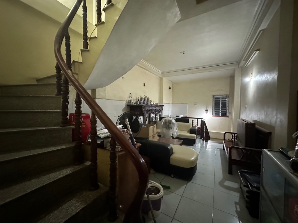 Bán nhà Vũ Tông Phan - diện tích 53m2 7 tầng - MẶT PHỐ VIP - HOA HẬU GIỮA LÒNG THỦ ĐÔ - giá 31 tỷ