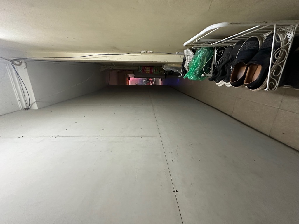 Bán nhà Vũ Tông Phan - diện tích 53m2 7 tầng - MẶT PHỐ VIP - HOA HẬU GIỮA LÒNG THỦ ĐÔ - giá 31 tỷ