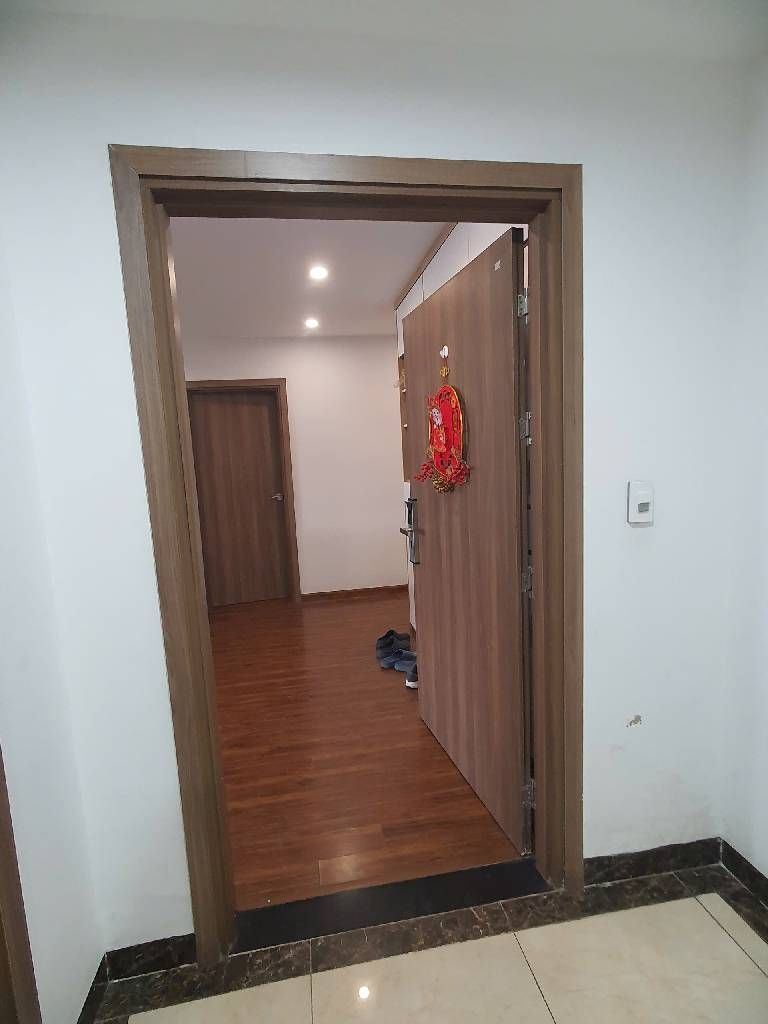 Bán nhà Hoàng Mai - diện tích 97m2 26 tầng - Sổ đỏ chính chủ - giá 8,7 tỷ