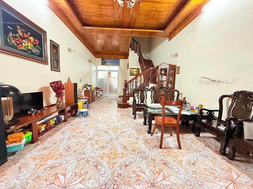 Bán nhà Trần Quang Diệu - diện tích 87m2 4 tầng - Phân lô ô tô tránh - giá 34,5 tỷ