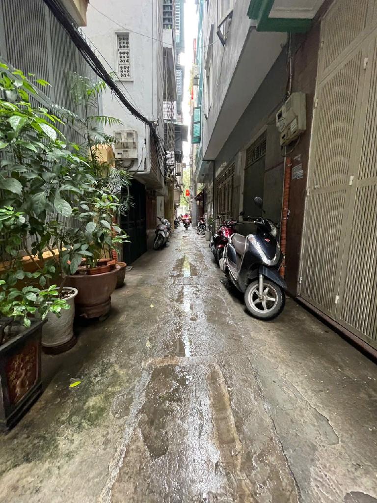 Bán nhà Trần Quang Diệu - diện tích 87m2 4 tầng - Phân lô ô tô tránh - giá 34,5 tỷ