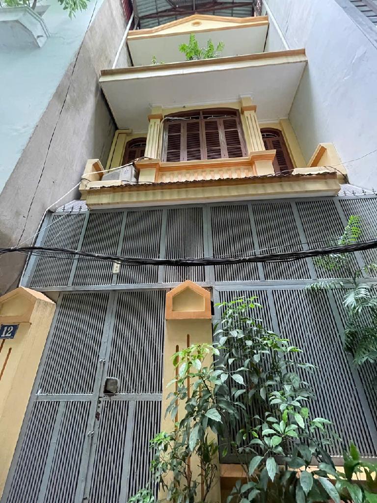 Bán nhà Trần Quang Diệu - diện tích 87m2 4 tầng - Phân lô ô tô tránh - giá 34,5 tỷ