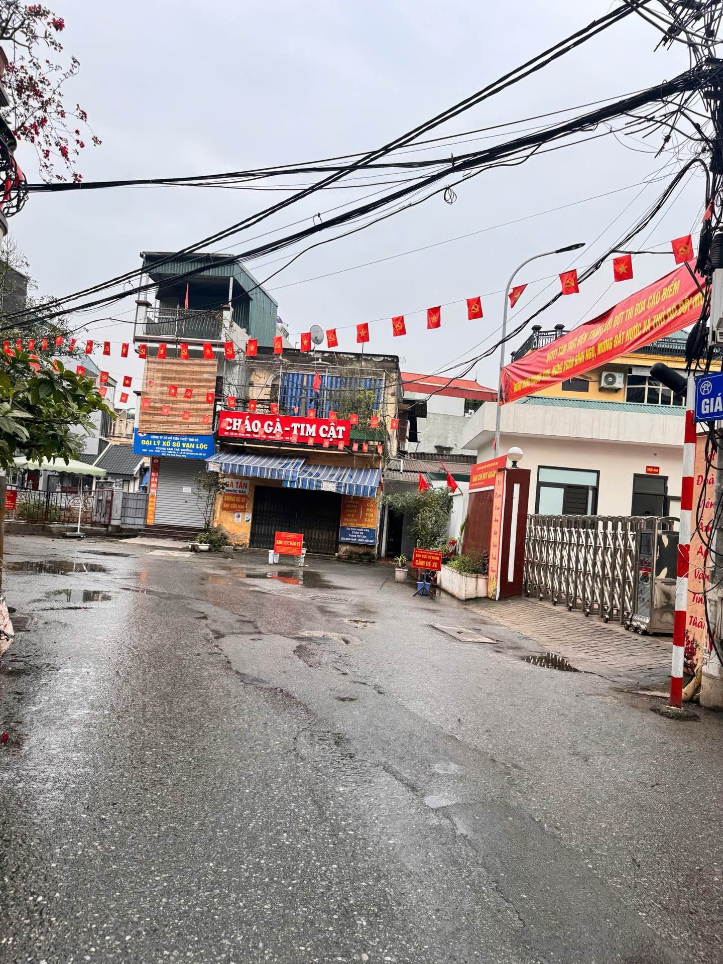 Bán nhà Trương Định - diện tích 32m2 5 tầng - Nhà đẹp hiện đại ở ngay - giá 8,7 tỷ