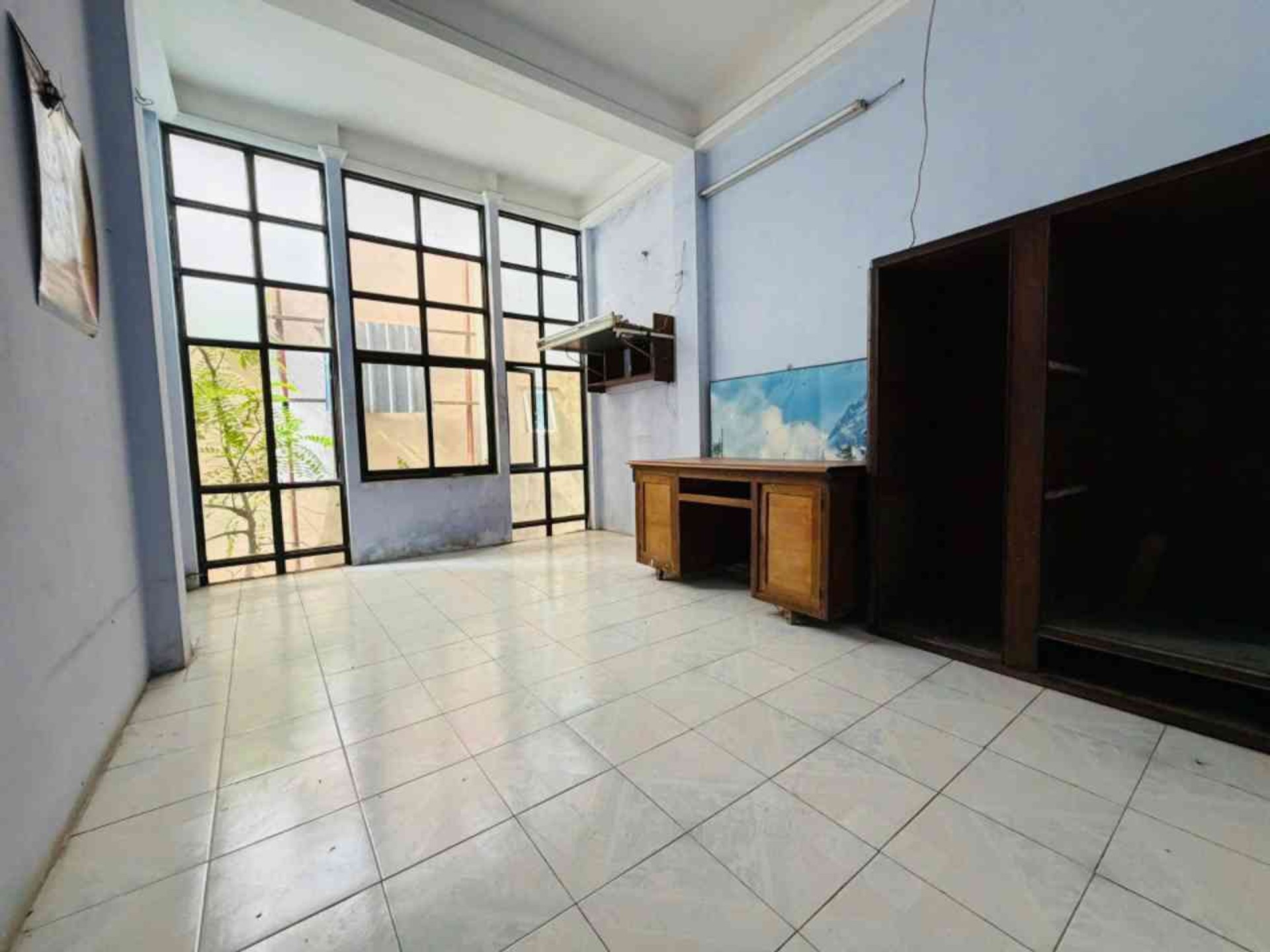 Bán nhà Đê La Thành - diện tích 31m2 4 tầng - Ô tô lý thuyết - giá 10,6 tỷ
