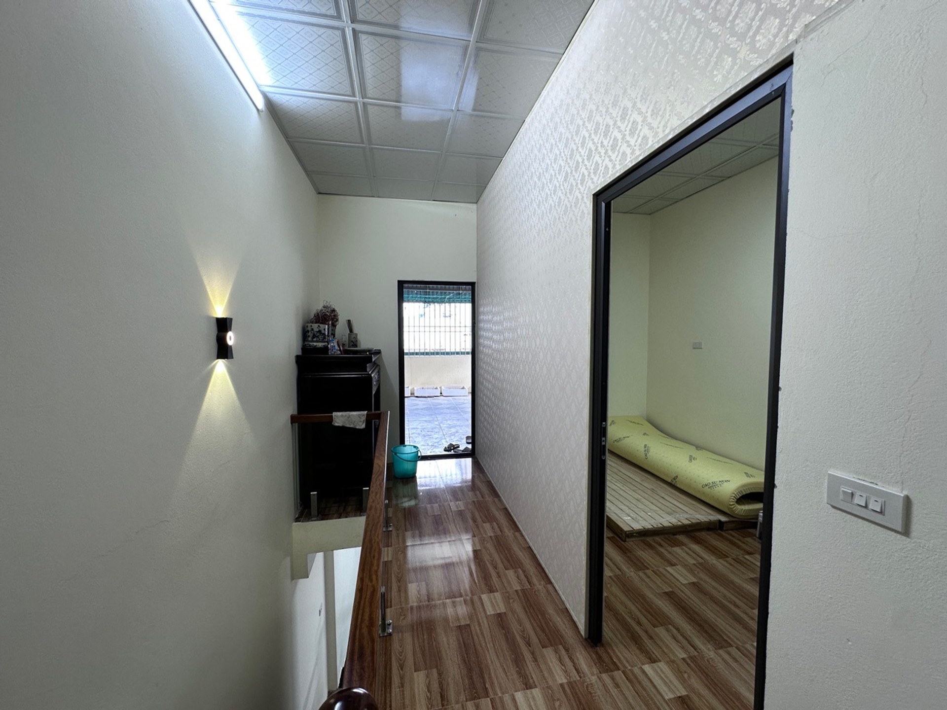 Bán nhà Lê Trọng Tấn - diện tích 40m2 3 tầng - Nhà đẹp mới xây - giá 3,7 tỷ