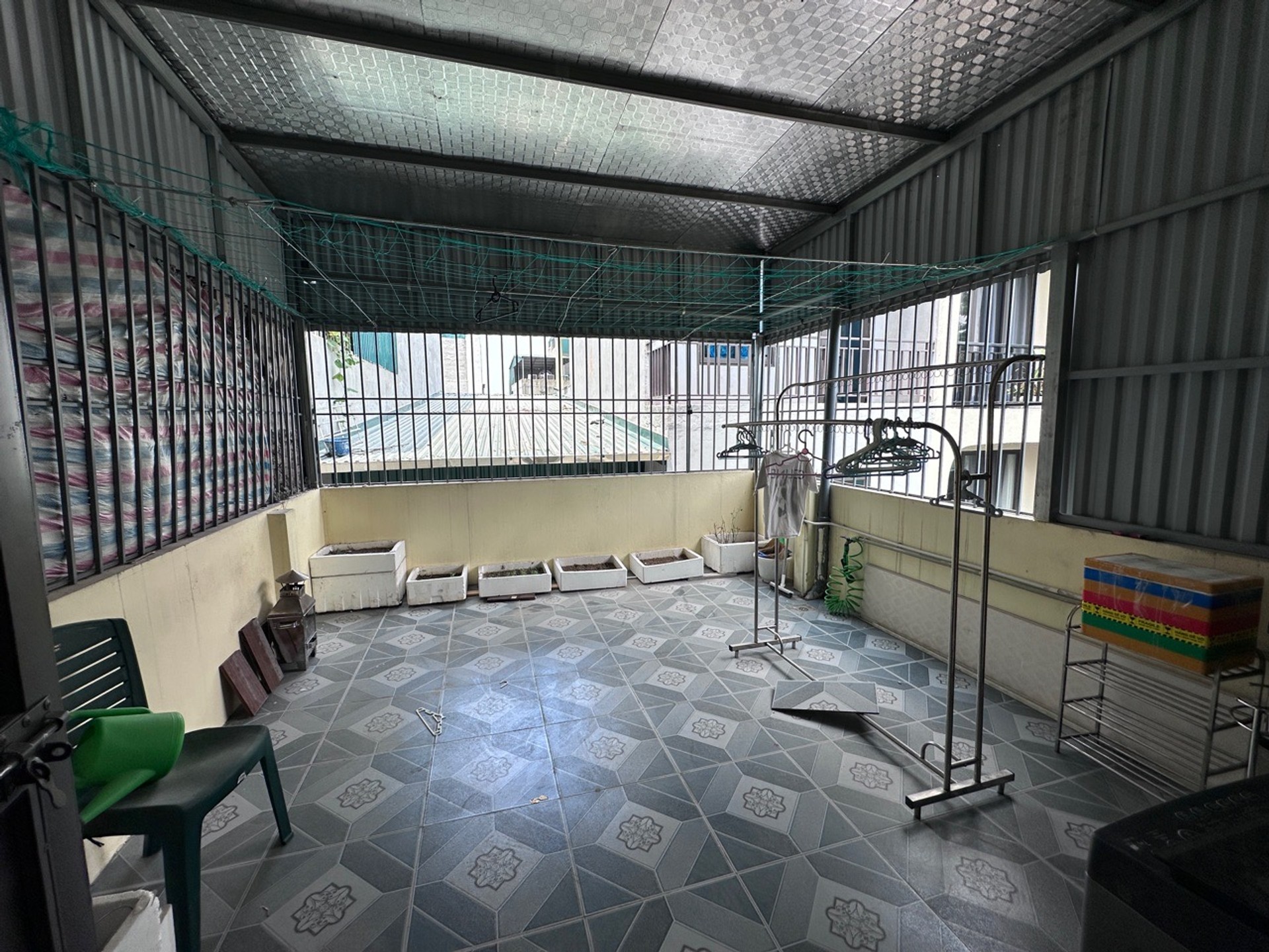 Bán nhà Lê Trọng Tấn - diện tích 40m2 3 tầng - Nhà đẹp mới xây - giá 3,7 tỷ