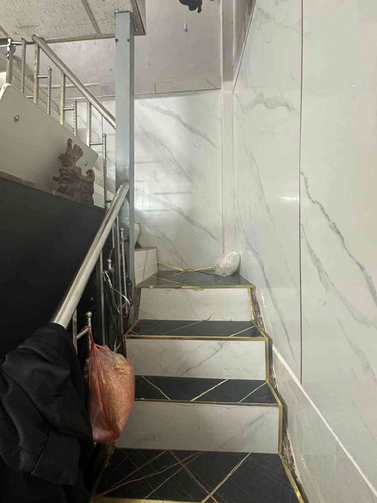 Bán nhà Lĩnh Nam - diện tích 39m2 2 tầng - Cực gần phố - giá 3,5 tỷ