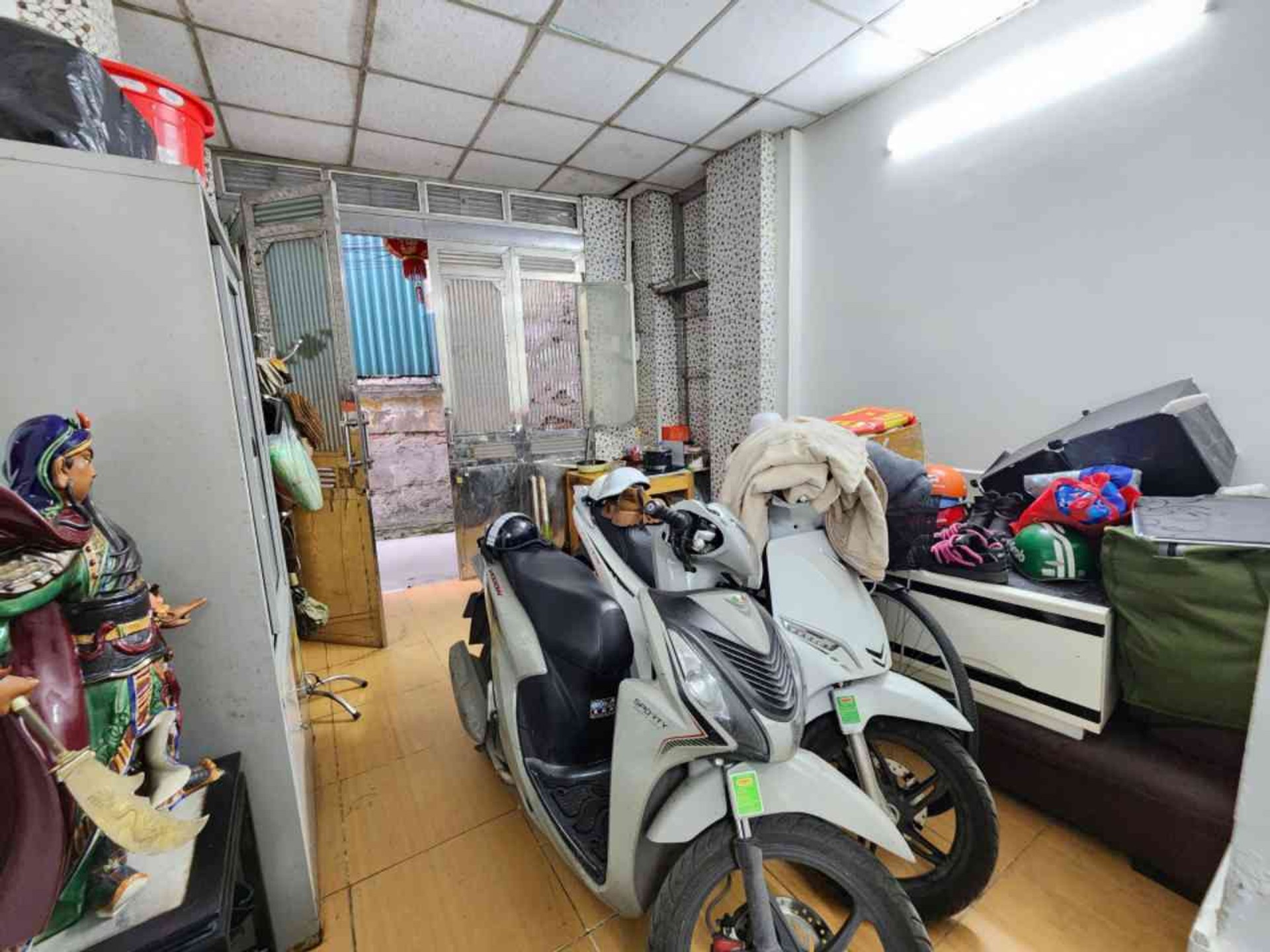 Bán nhà Lĩnh Nam - diện tích 39m2 2 tầng - Cực gần phố - giá 3,5 tỷ