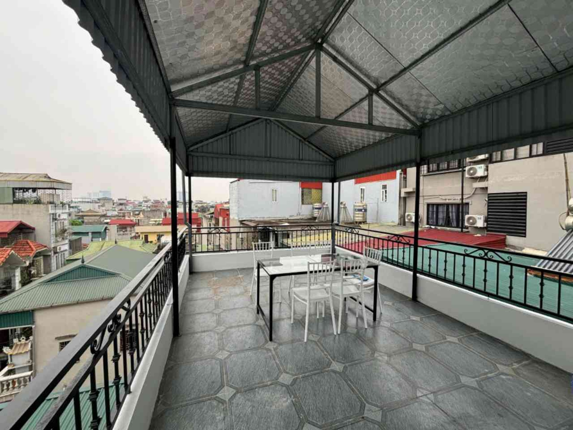 Bán nhà Minh Khai - diện tích 56m2 6 tầng - Ô tô đỗ cửa - giá 14,9 tỷ