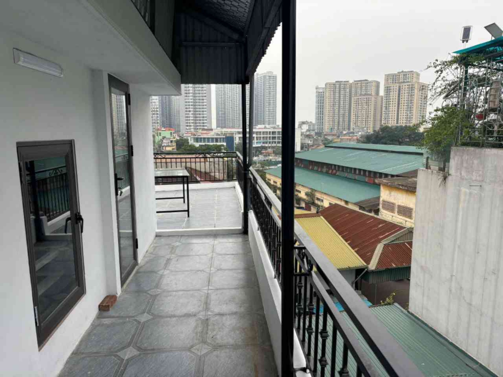 Bán nhà Minh Khai - diện tích 56m2 6 tầng - Ô tô đỗ cửa - giá 14,9 tỷ