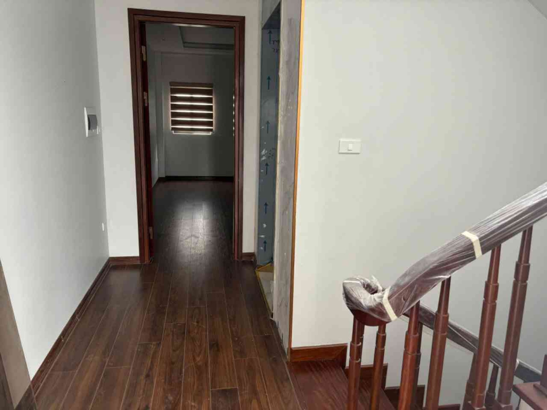 Bán nhà Minh Khai - diện tích 56m2 6 tầng - Ô tô đỗ cửa - giá 14,9 tỷ