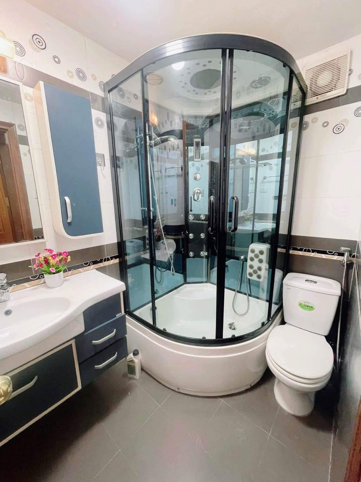 Bán nhà Đại Đồng - diện tích 85m2 5 tầng - Ô tô tránh - giá 19,5 tỷ