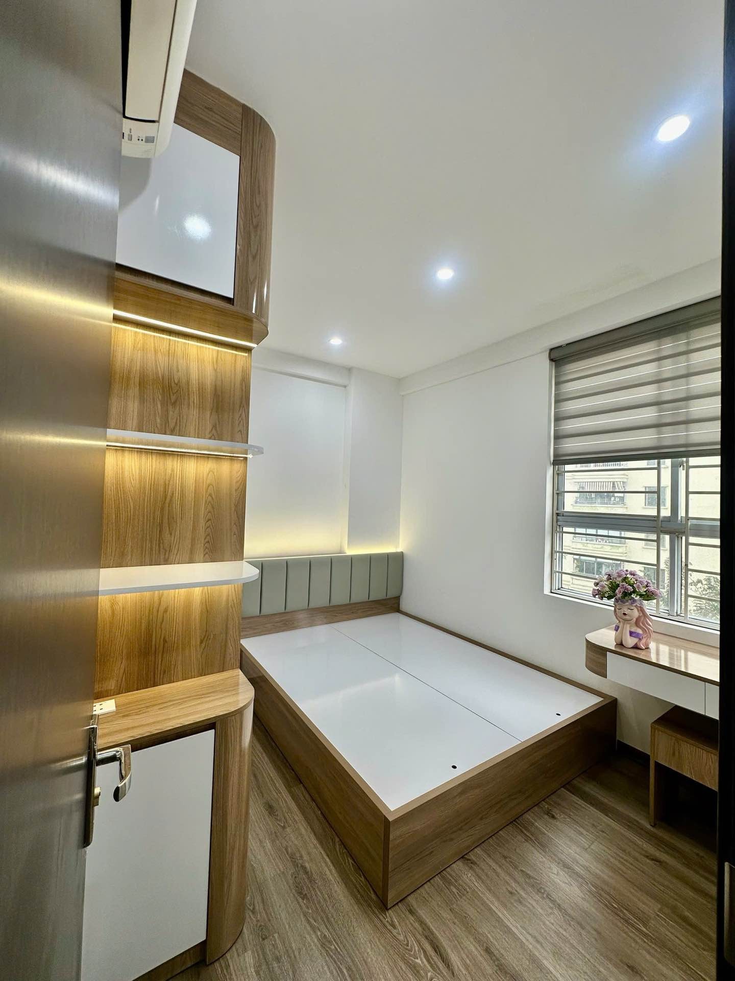 Bán nhà Linh Đàm - diện tích 50m2 1 tầng - Căn hộ chung cư nhỏ tiền - giá 4,8 tỷ