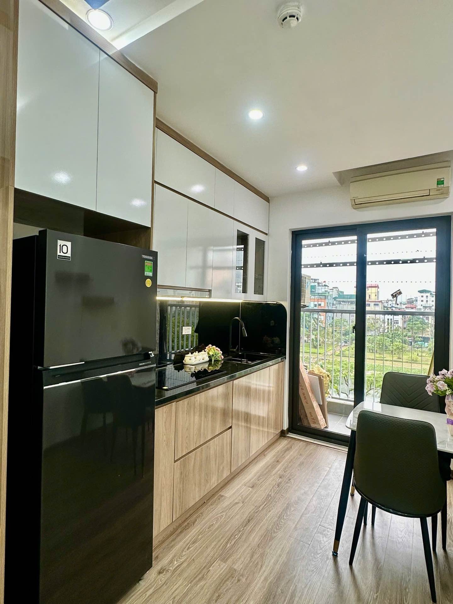 Bán nhà Linh Đàm - diện tích 50m2 1 tầng - Căn hộ chung cư nhỏ tiền - giá 4,8 tỷ