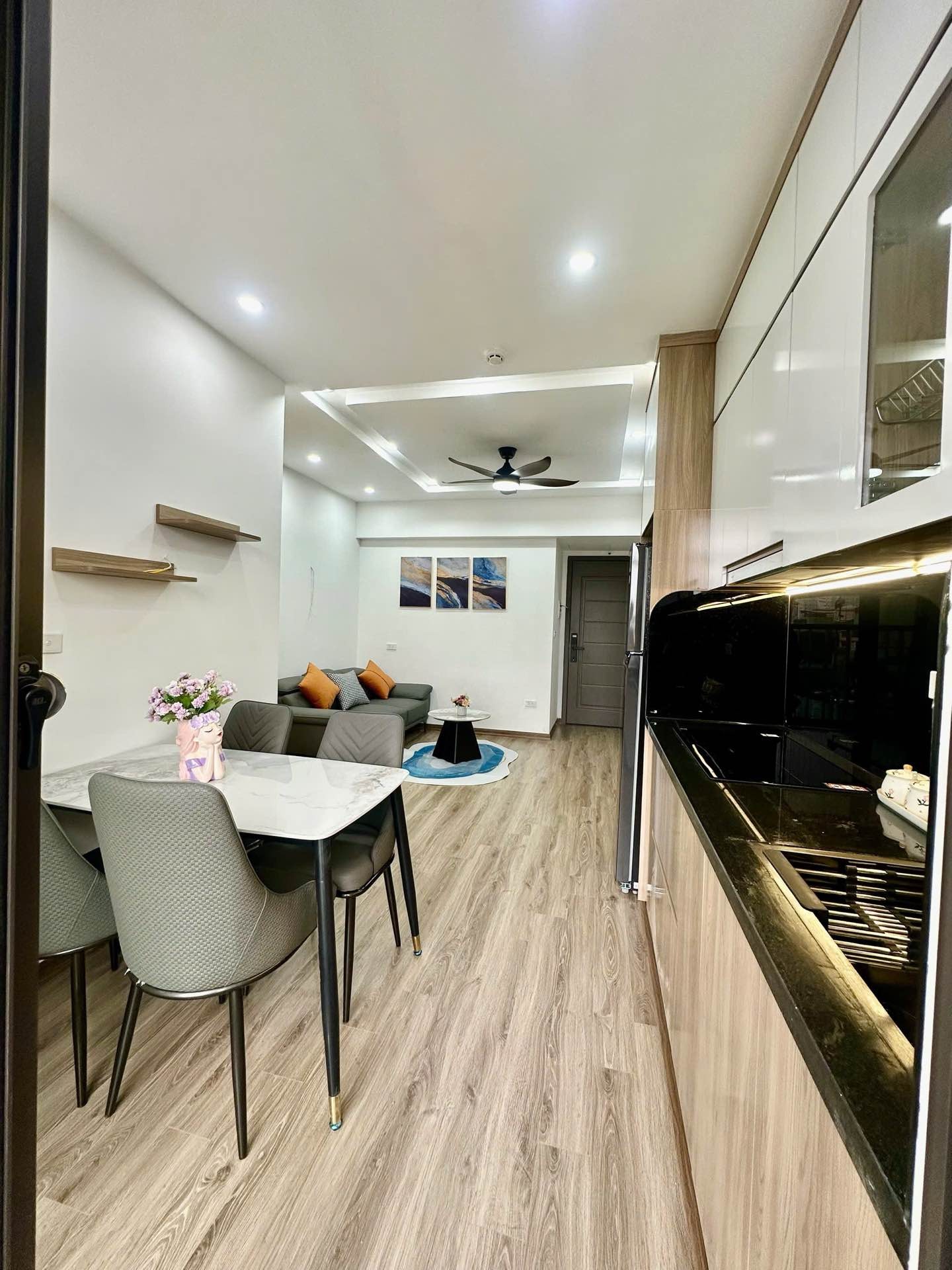 Bán nhà Linh Đàm - diện tích 50m2 1 tầng - Căn hộ chung cư nhỏ tiền - giá 4,8 tỷ