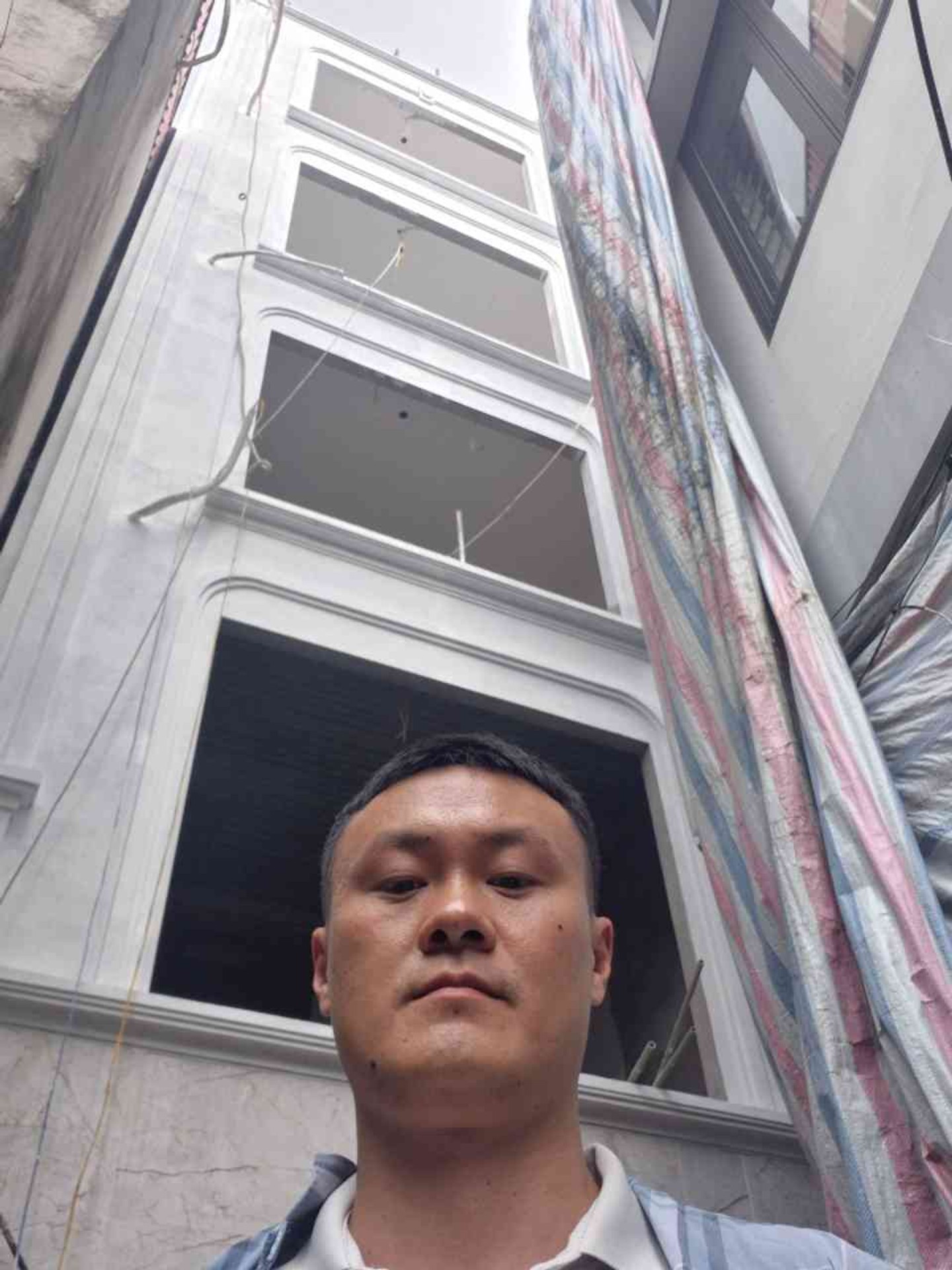 Bán nhà Định Công - diện tích 33m2 6 tầng - Thang máy, gần ô tô - giá 8,99 tỷ