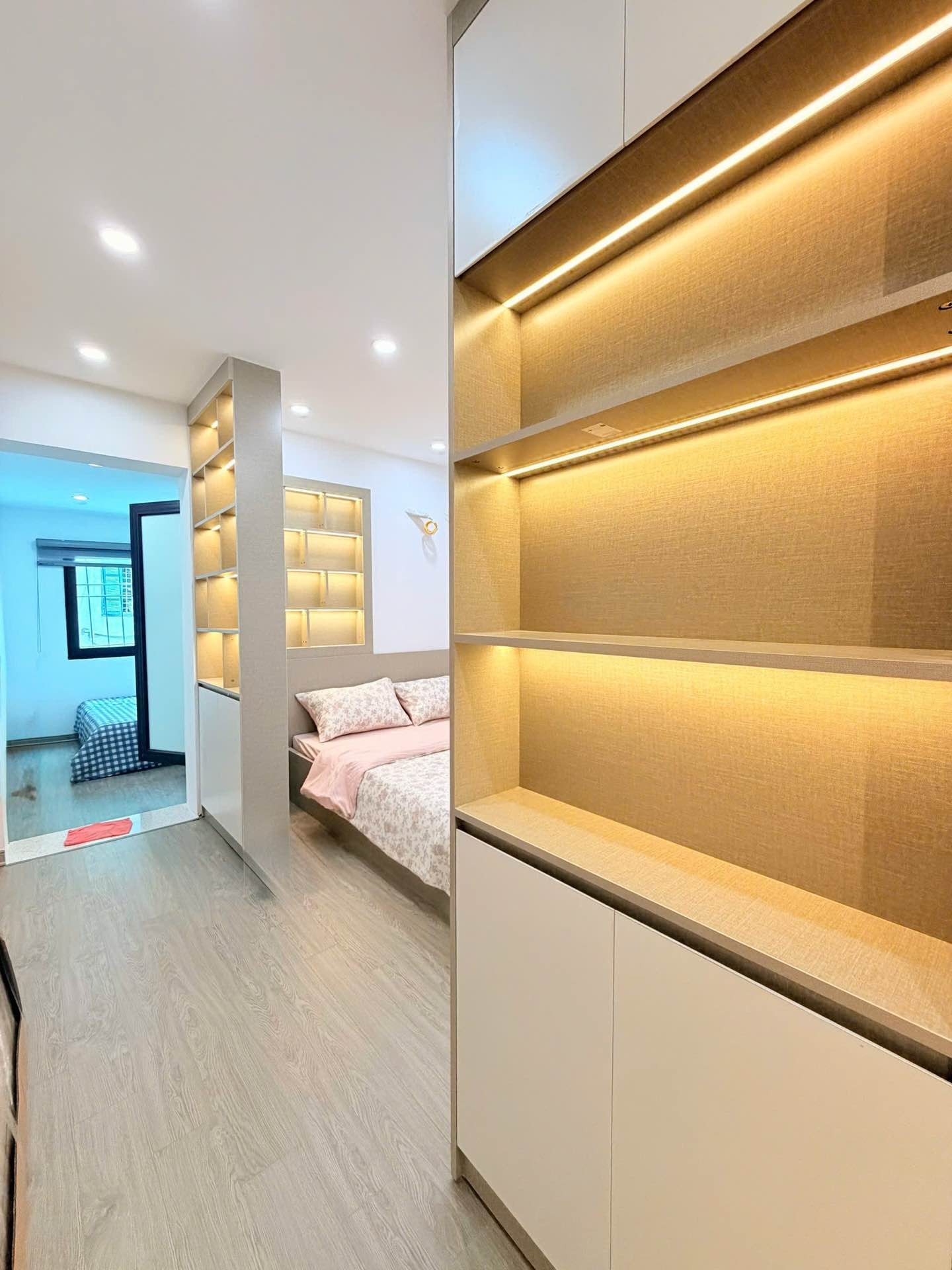 Bán nhà Phố 8/3 - diện tích 60m2 1 tầng - Căn hộ tập thể Dệt 8-3 - giá 3,29 tỷ