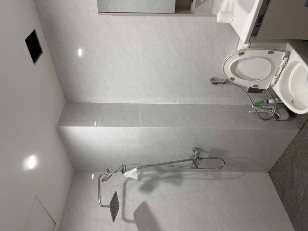 Bán nhà Bạch Đằng - diện tích 90m2 6 tầng - nhà thang máy, ô tô vào trong nhà - giá 25,86 tỷ