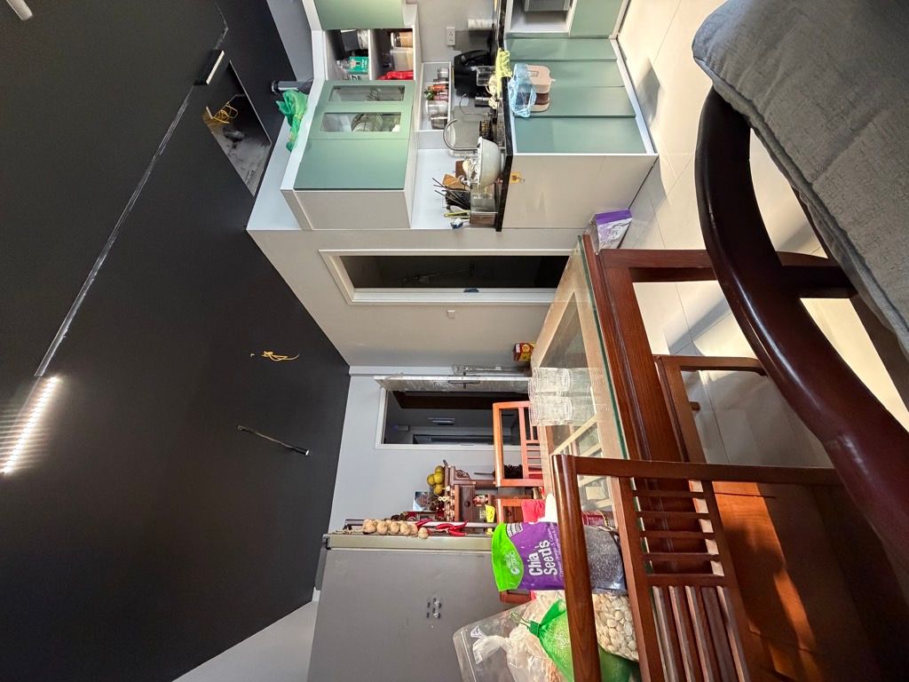 Bán nhà Bạch Đằng - diện tích 90m2 6 tầng - nhà thang máy, ô tô vào trong nhà - giá 25,86 tỷ