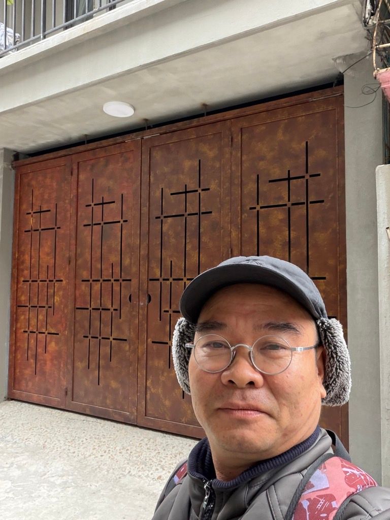 Bán nhà Bạch Đằng - diện tích 90m2 6 tầng - nhà thang máy, ô tô vào trong nhà - giá 25,86 tỷ