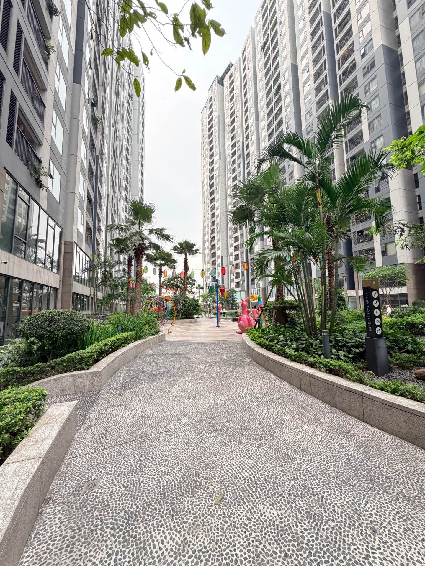 Bán nhà Minh Khai - diện tích 81m2 6 tầng - Cực hiếm nhà bán - giá 11,9 tỷ