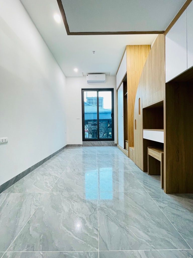 Bán nhà Lương Thế Vinh - diện tích 75m2 8 tầng - Lô góc 3 mặt thoáng - giá 33,5 tỷ