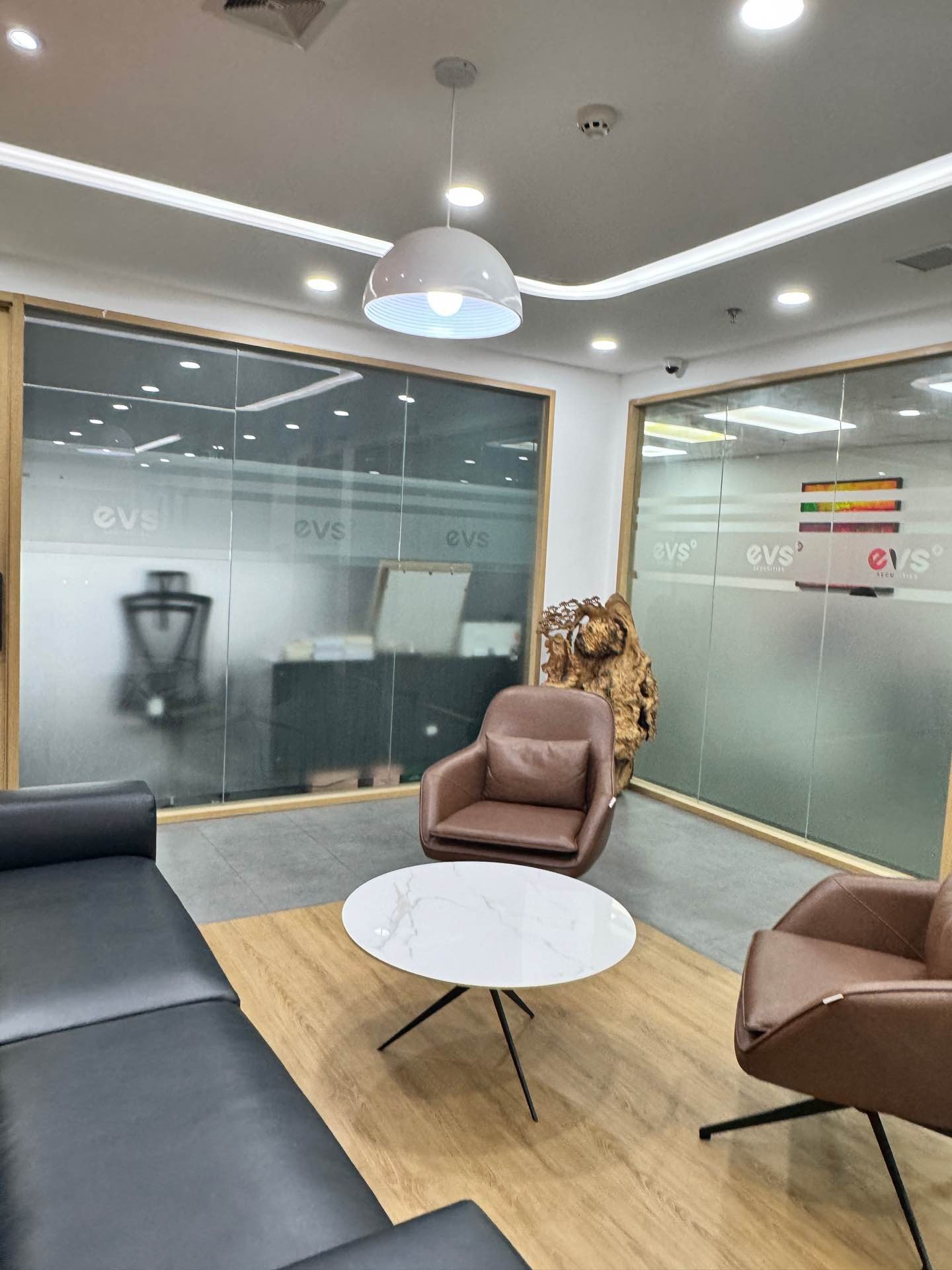 Bán nhà Đại Cồ Việt - diện tích 498m2 13 tầng - Lô góc 2 mặt thoáng - giá 695 tỷ