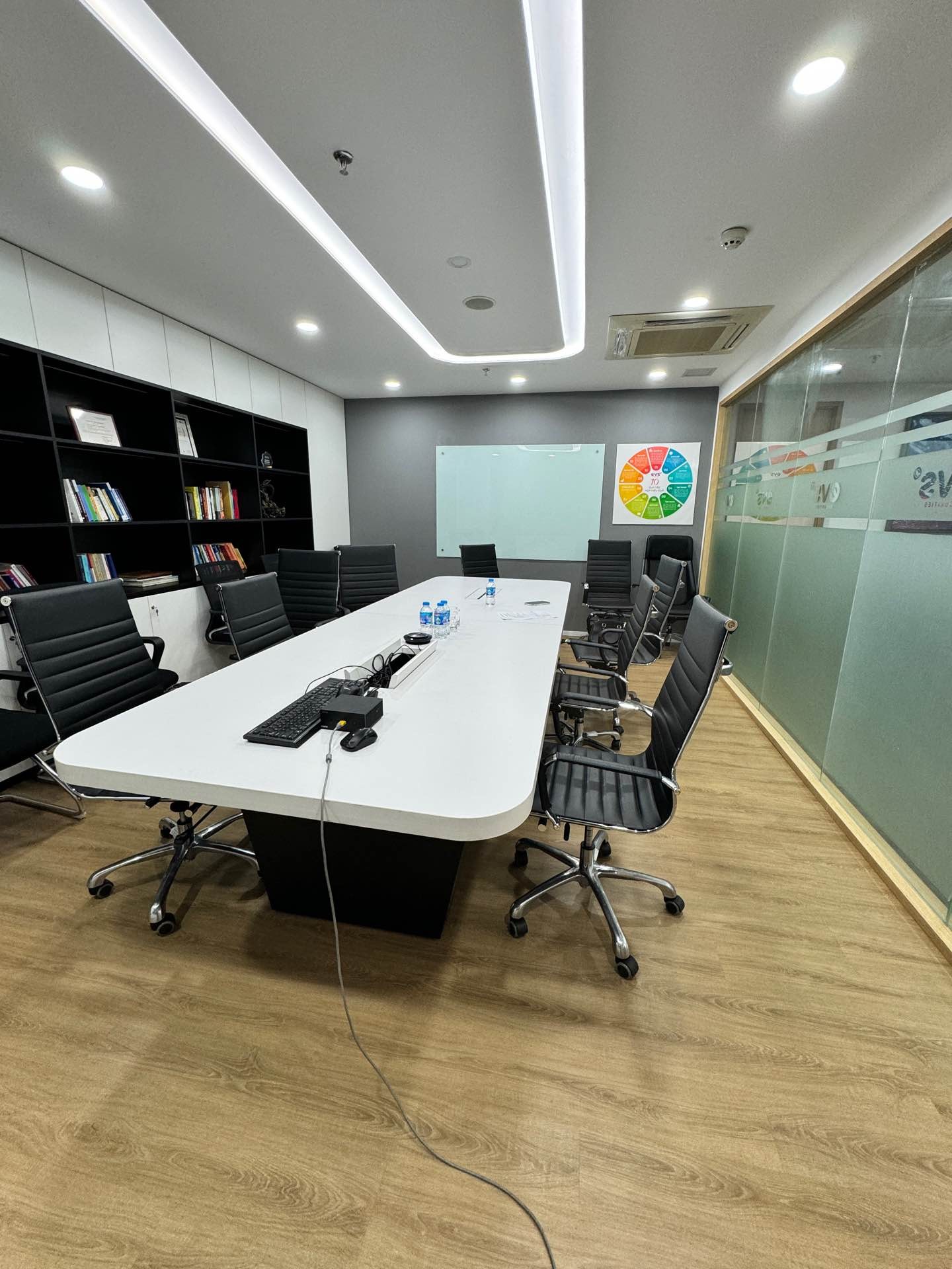 Bán nhà Đại Cồ Việt - diện tích 498m2 13 tầng - Lô góc 2 mặt thoáng - giá 695 tỷ