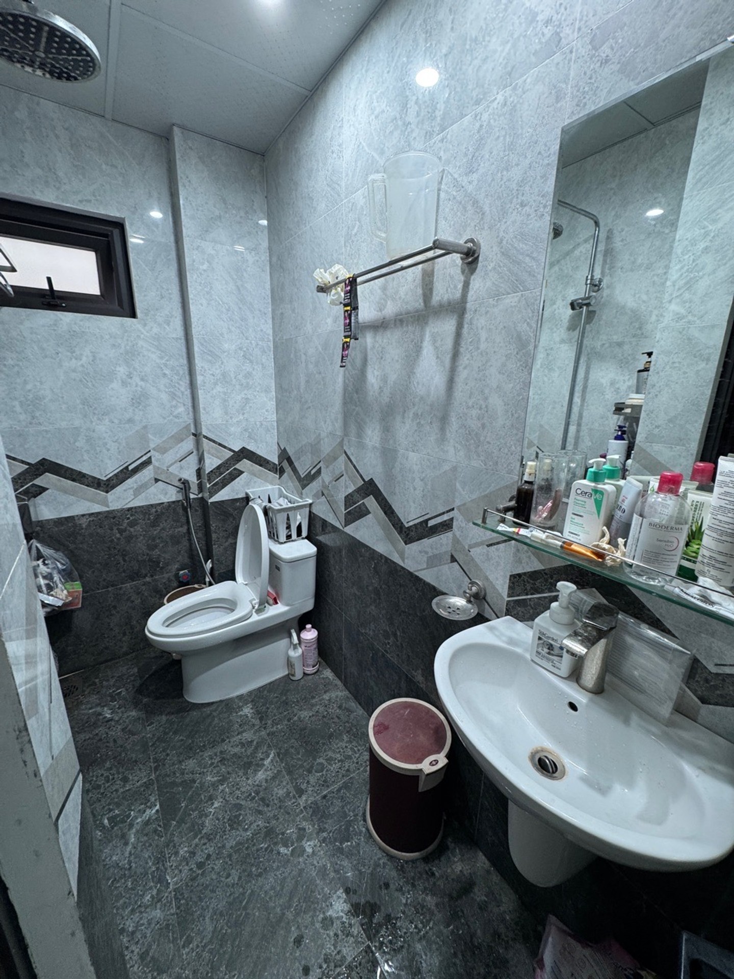 Bán nhà Đê Trần Khát Chân - diện tích 14m2 5 tầng - mặt ngõ ô tô - giá 6,5 tỷ