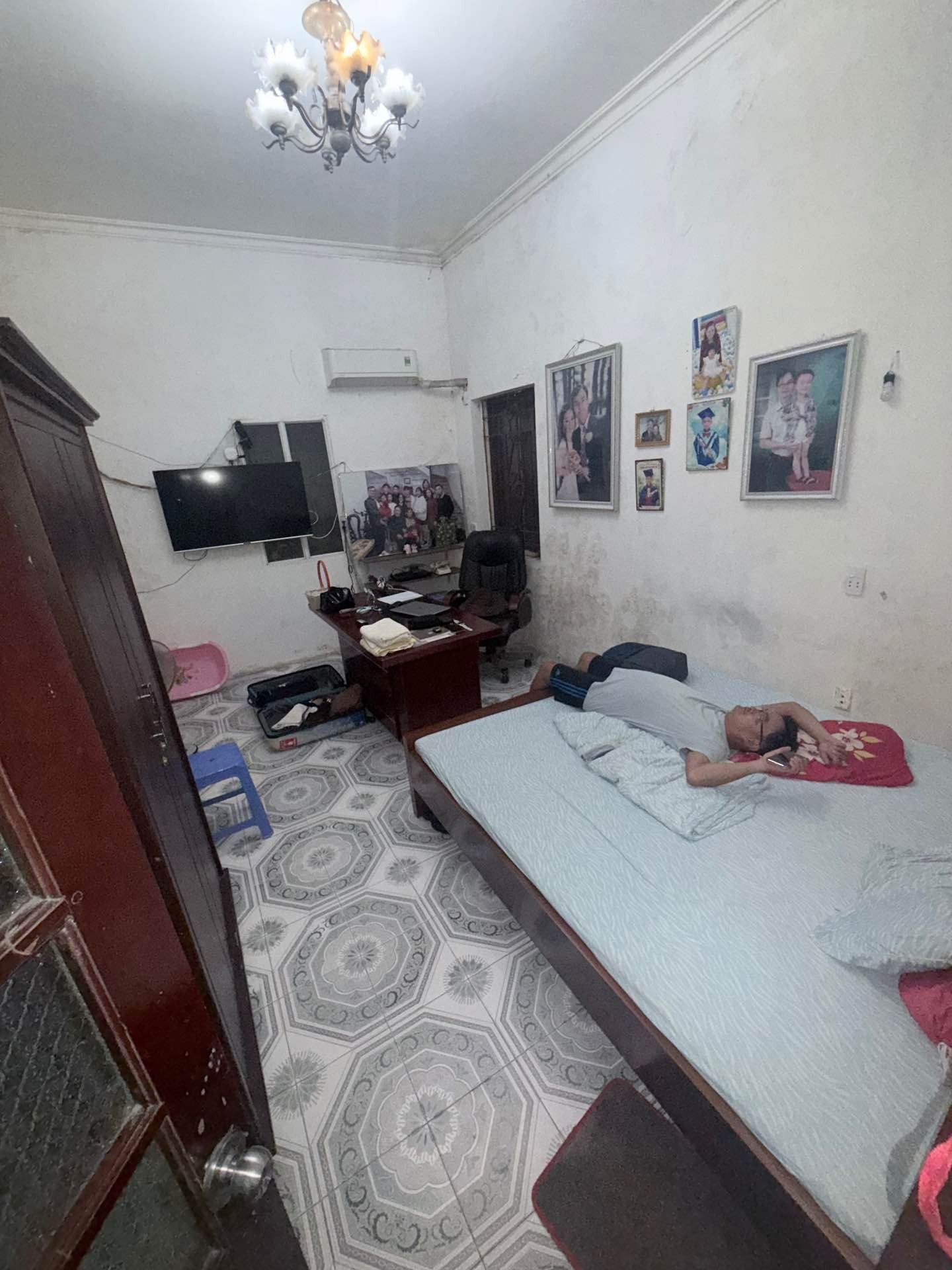 Bán nhà Bạch Đằng - diện tích 70m2 4 tầng - Ô tô tránh - giá Nhỉnh 25 tỷ