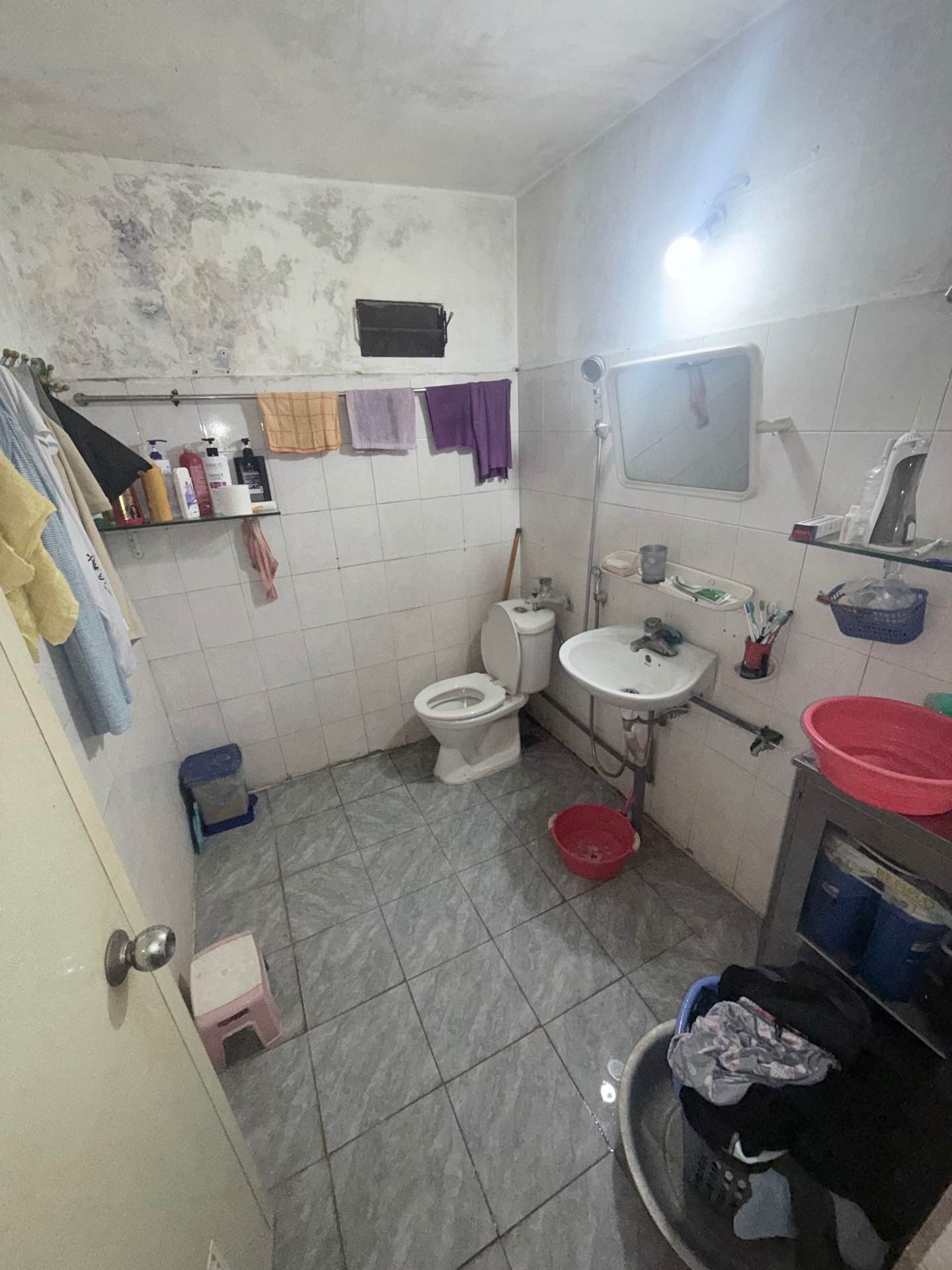 Bán nhà Bạch Đằng - diện tích 70m2 4 tầng - Ô tô tránh - giá Nhỉnh 25 tỷ