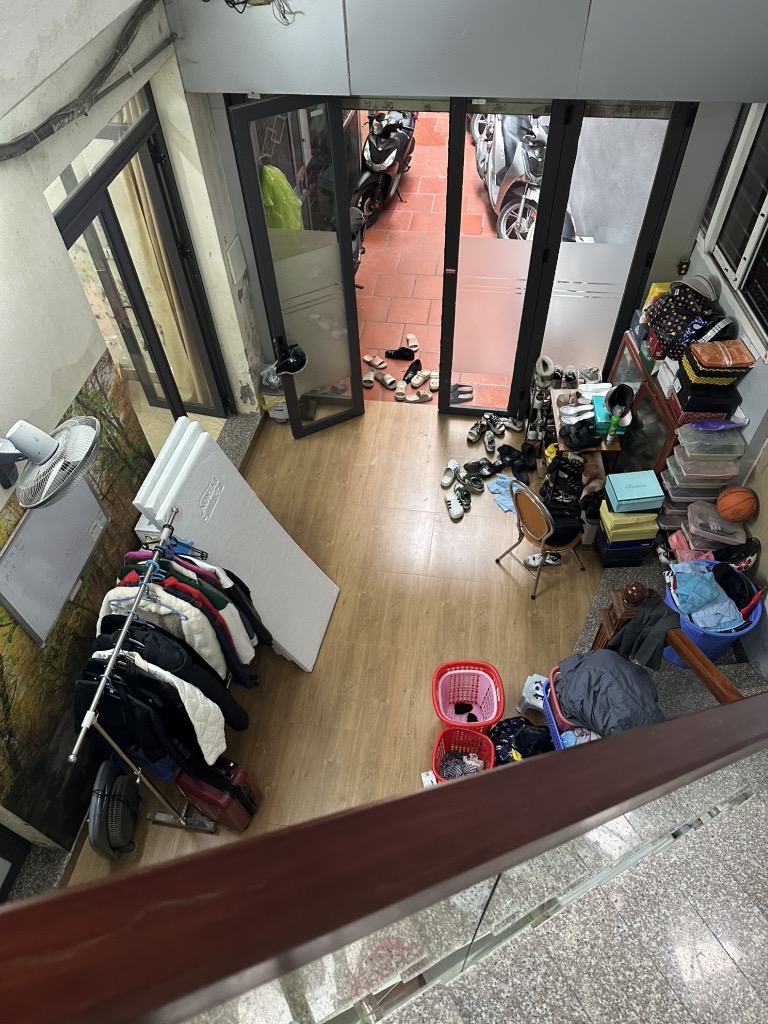 Bán nhà Ngõ Quỳnh - diện tích 69m2 2 tầng - Nhà xây thoáng 2 mặt - giá 11,5 tỷ