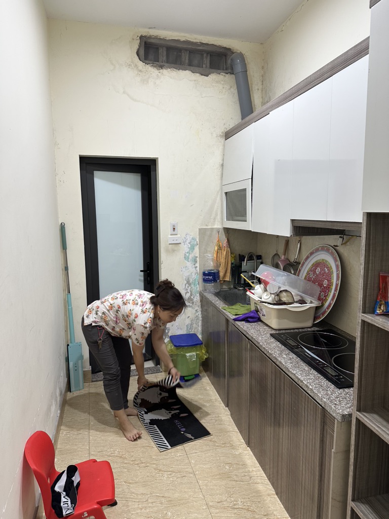 Bán nhà Ngõ Quỳnh - diện tích 69m2 2 tầng - Nhà xây thoáng 2 mặt - giá 11,5 tỷ