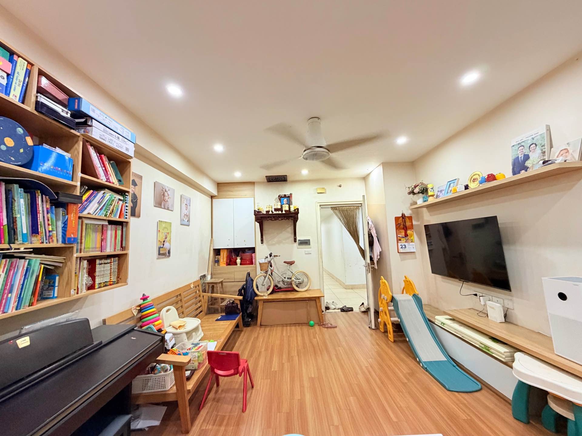 Bán nhà Trần Hòa - diện tích 65m2 20 tầng - Nhà đẹp hiếm có - giá 5,4 tỷ