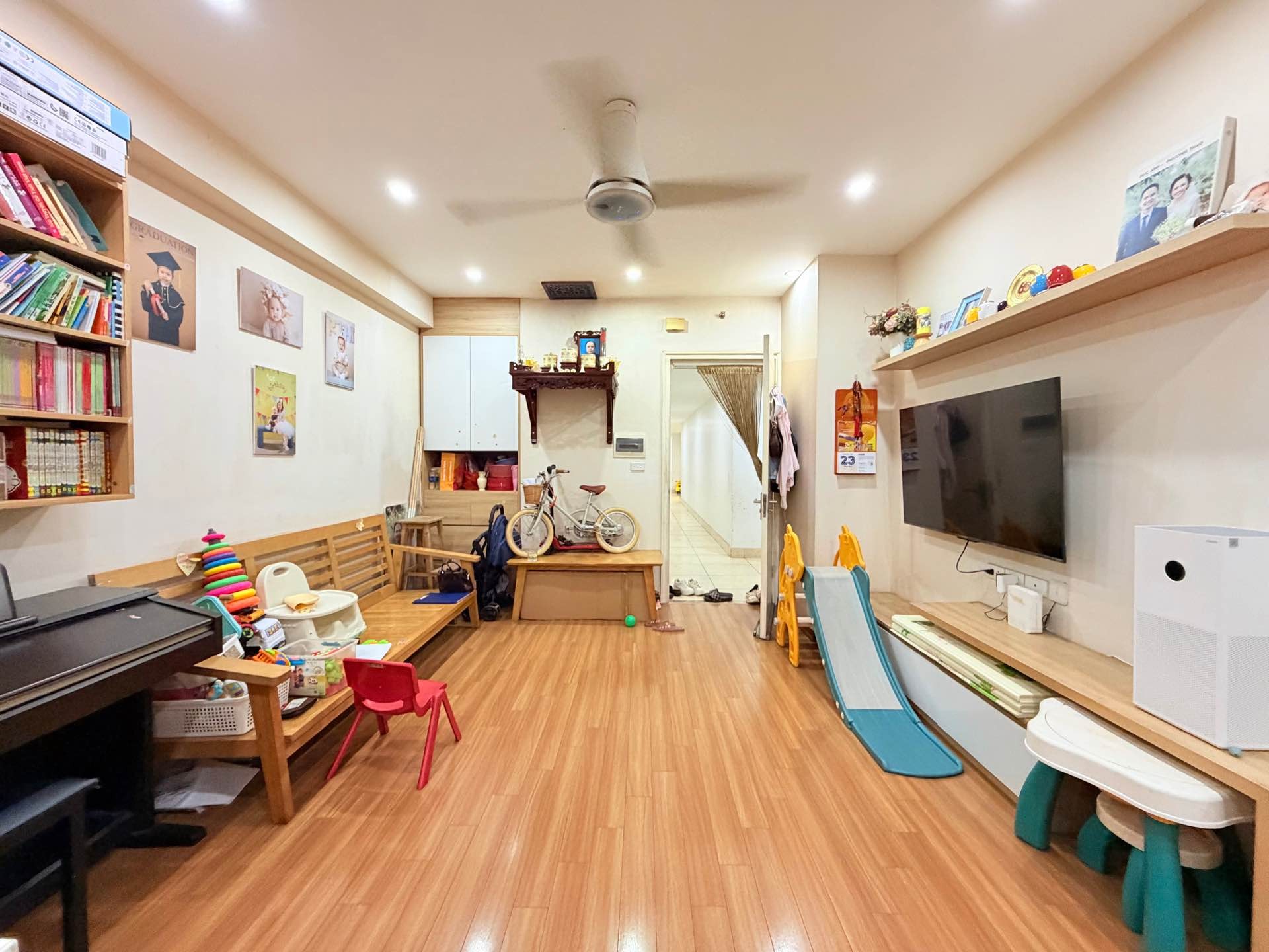 Bán nhà Trần Hòa - diện tích 65m2 20 tầng - Nhà đẹp hiếm có - giá 5,4 tỷ